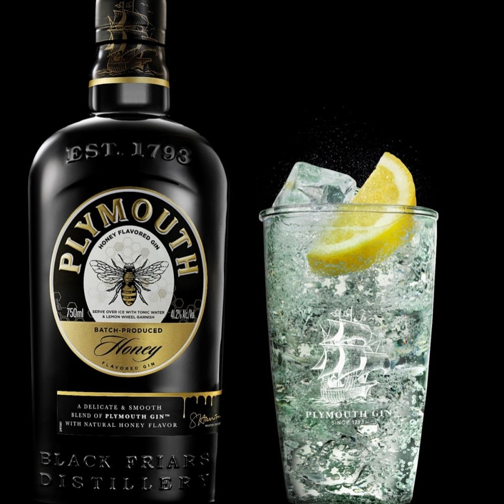 plymouth honey with gin tonic cocktail